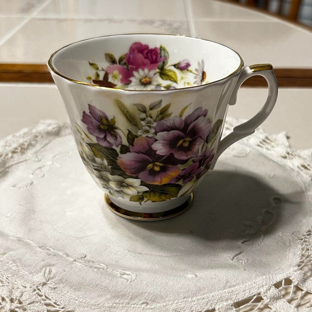 Authentic Allyn Nelson Collection Fine Bone China Made in England Teacup